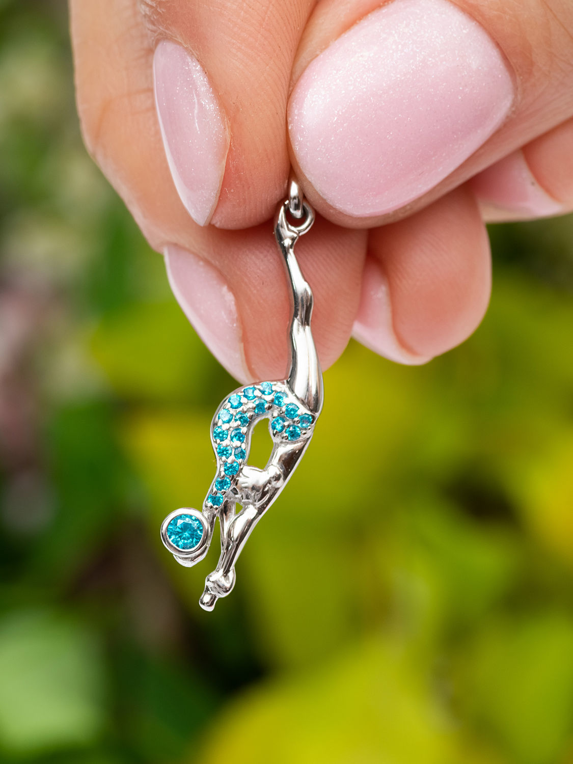 Silver Pendant with gemstones "Anturnan"