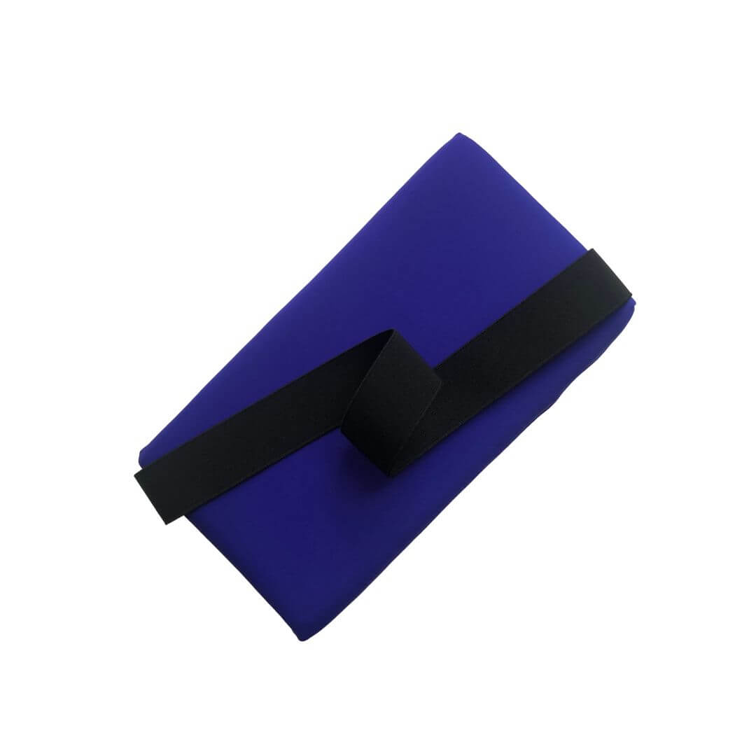 dark blue stretching pillow